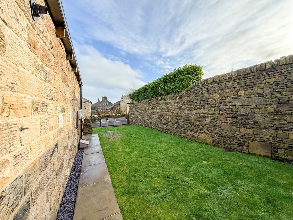 Additional image 34 of 4 bed barn conversion for saleOff Manor Road, Farnley Tyas, Huddersfield HD4