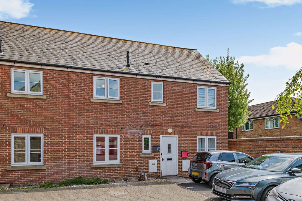 Property photo 1 of 22