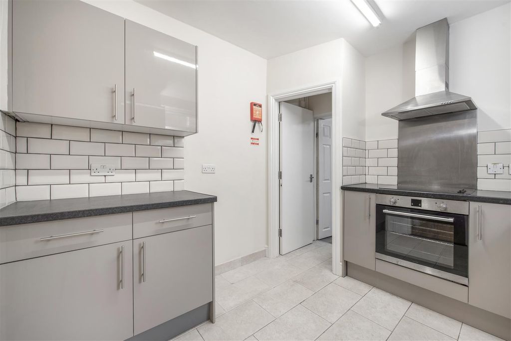 Property photo 3 of 14 Hg-13.Jpg