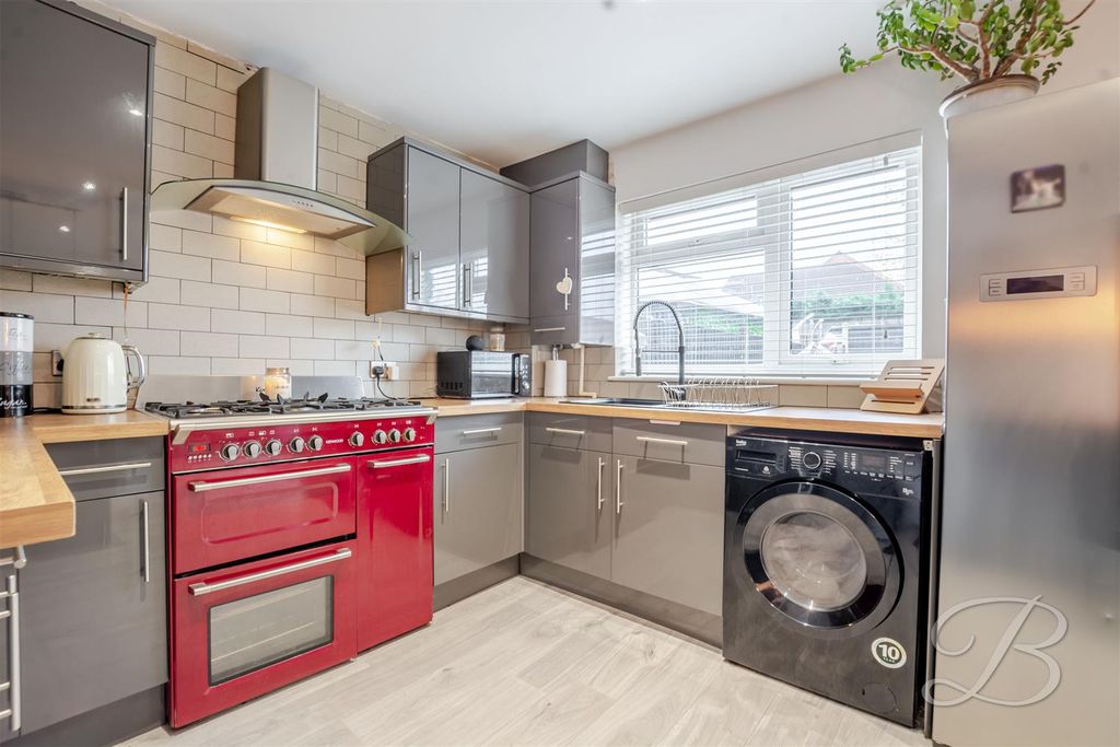 Property photo 3 of 18 Ccltd-8.Jpg