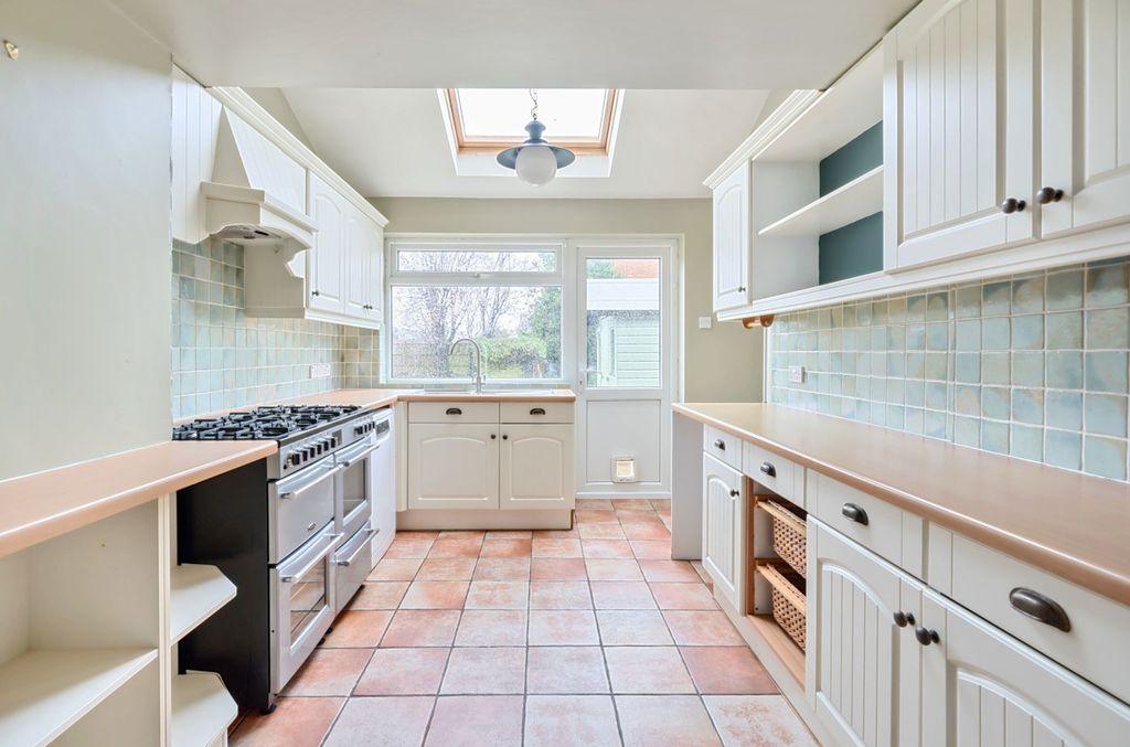 Property photo 3 of 16