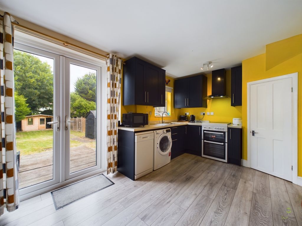 Property photo 3 of 16 Presented By Clinton At Ewemove Bexleyheath And Da