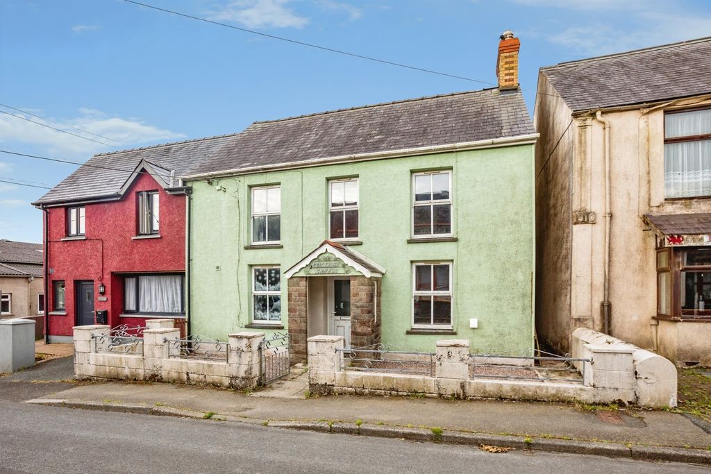 Property photo 2 of 17 Pbox-Img.Jpg