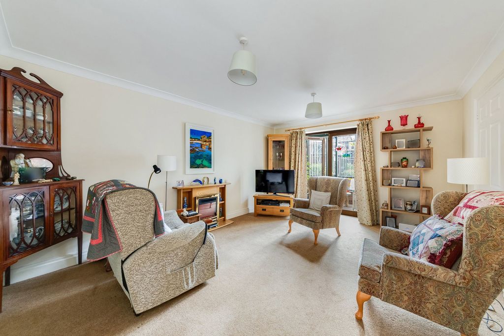 Property photo 3 of 16