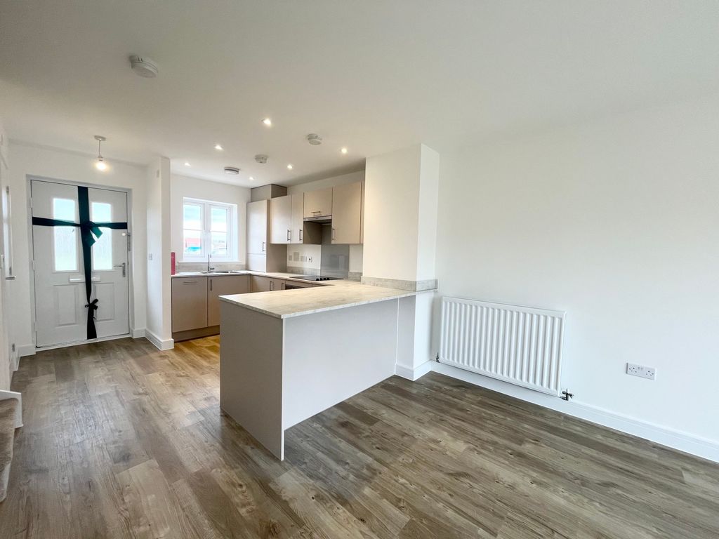 Property photo 3 of 9 Open Plan Kitchen