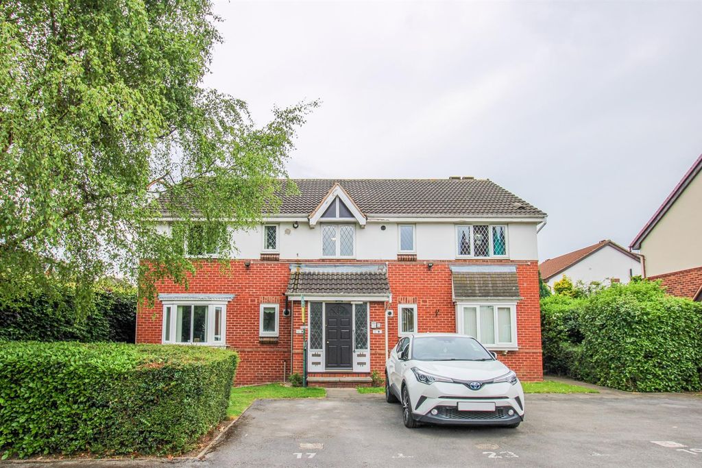 Property photo 1 of 7