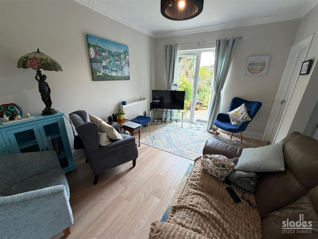 Property photo 3 of 13