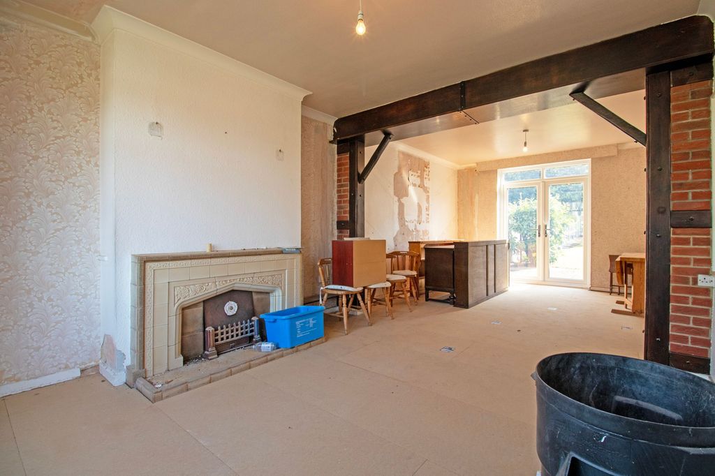 Property photo 3 of 15