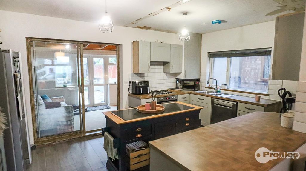 Property photo 3 of 19 Img_8404.Jpg