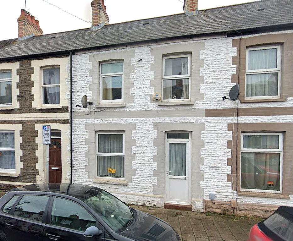 Property photo 1 of 12