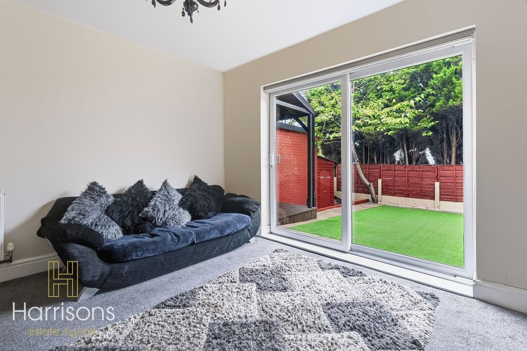 Property photo 3 of 23 5378729
