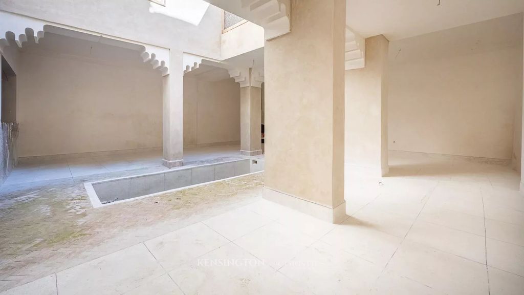 Property photo 3 of 27