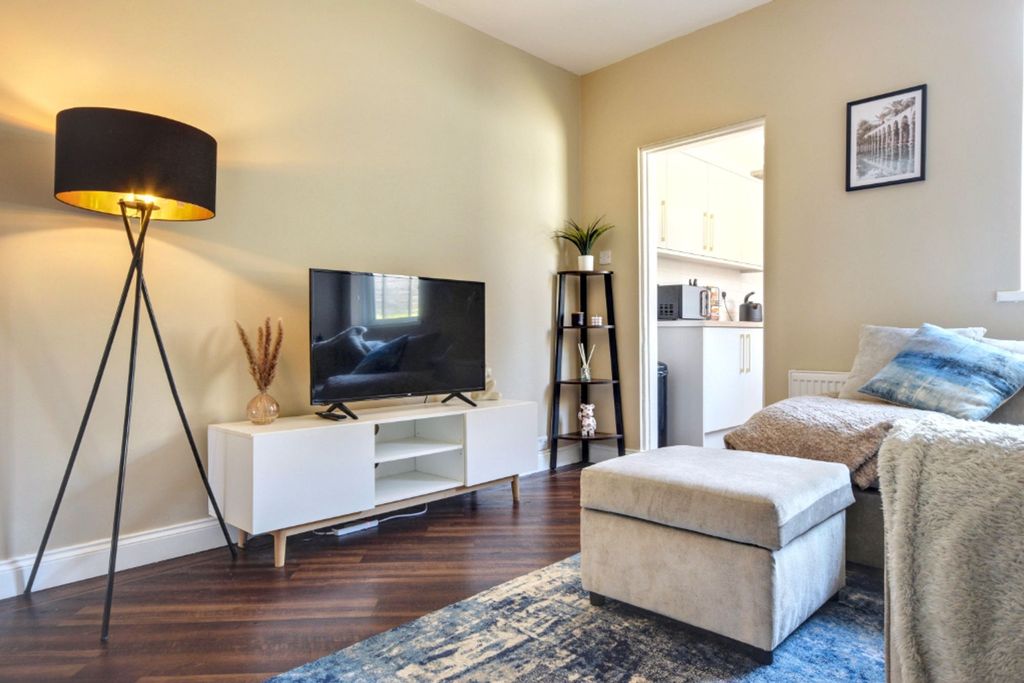 Property photo 2 of 13 Living Room