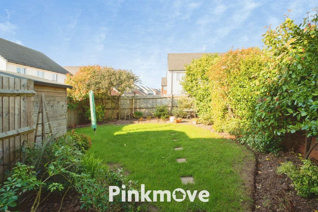 Property photo 3 of 19