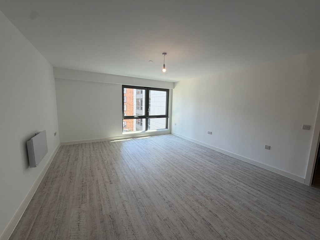 Property photo 3 of 10 Living Room