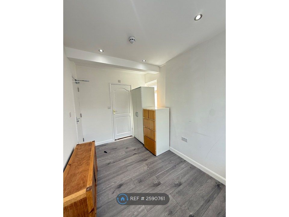 Property photo 3 of 4