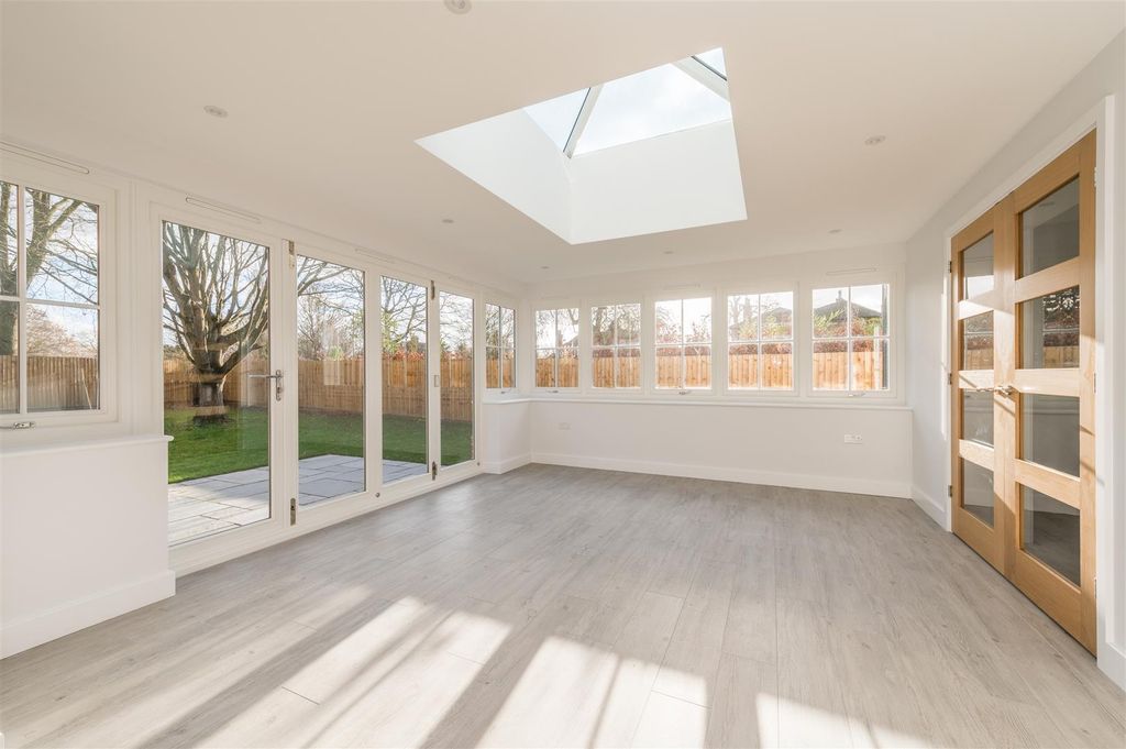 Property photo 2 of 22 Amberley Revisit_8.Jpg