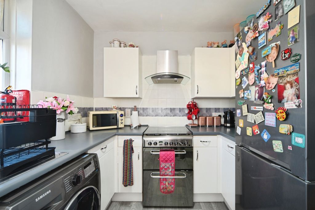 Property photo 2 of 14 Dsc_3851