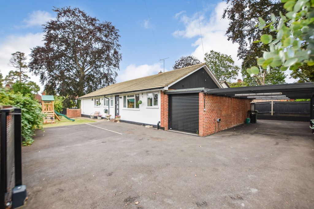 Property photo 2 of 24
