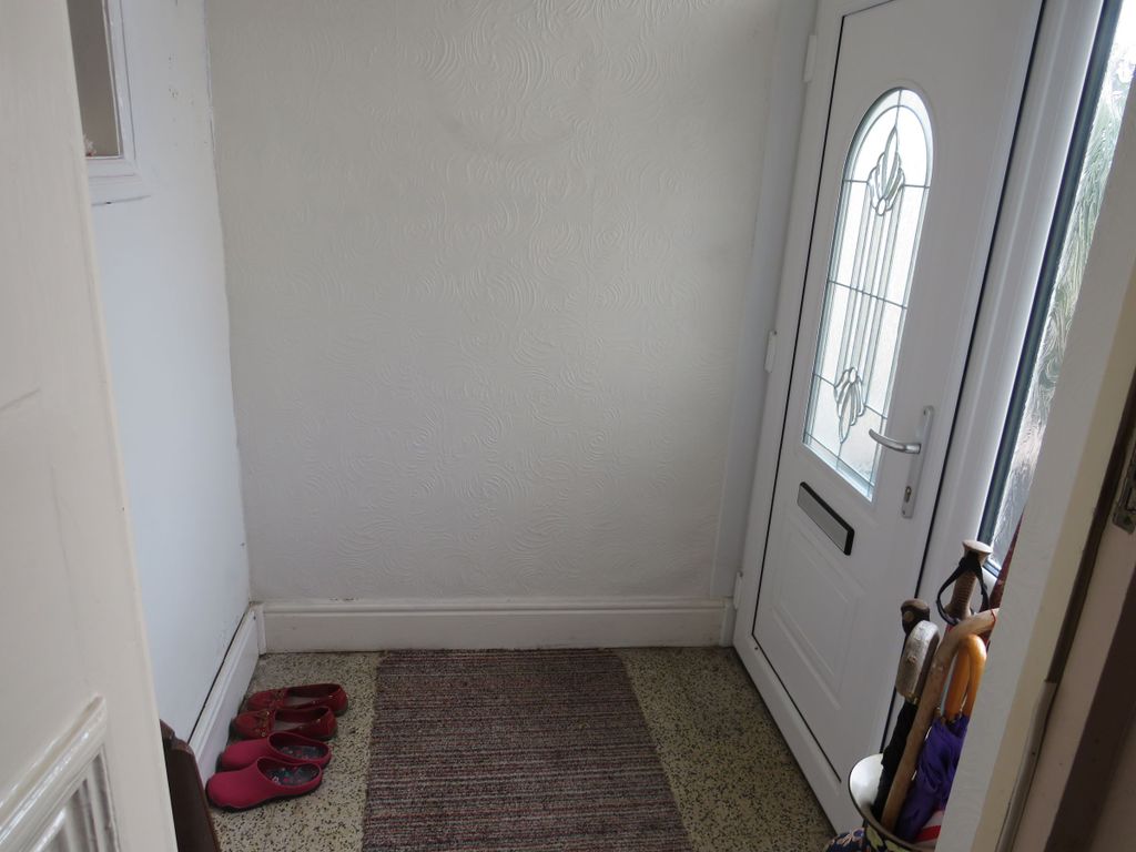 Property photo 2 of 28