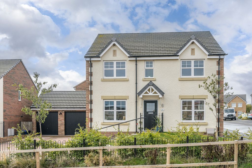 Property photo 1 of 33 Photo 1