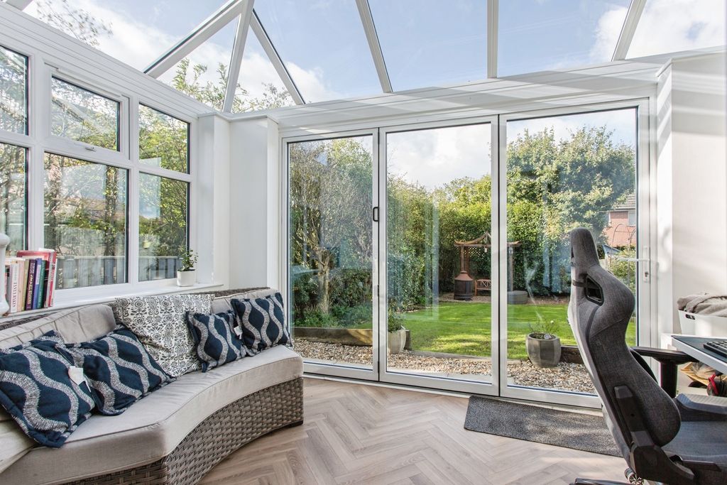 Property photo 3 of 21 Orangery