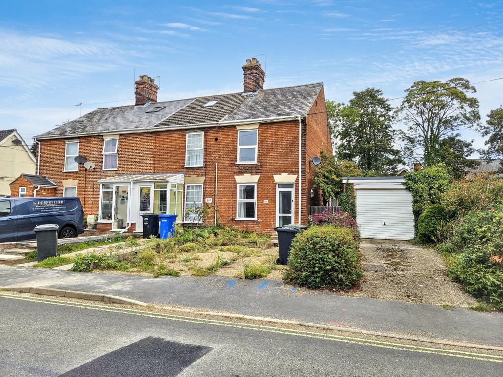 Property photo 2 of 12
