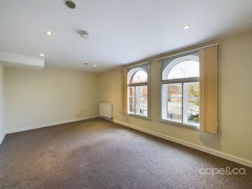 Property photo 2 of 11 2994365