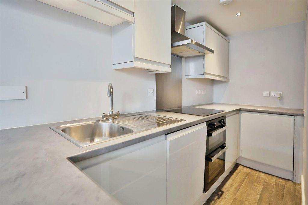 Property photo 2 of 10 8Ba76E18-212B 204 20New.Jpeg