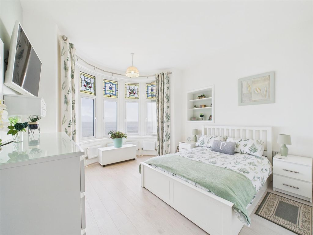 Property photo 3 of 20 Cam03782G0-Pr0226-Still035_Alt.Jpg