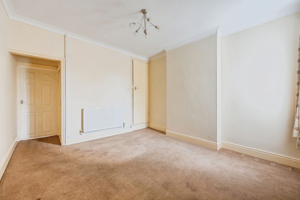 Property photo 3 of 15 Photo