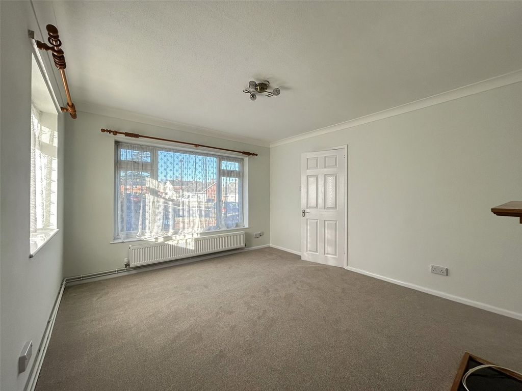 Property photo 3 of 18 Picture No. 04
