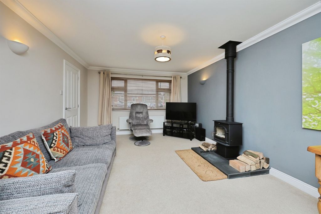 Property photo 3 of 23