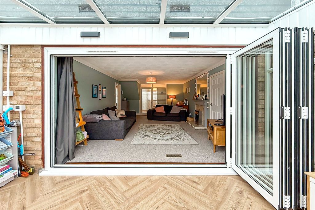 Property photo 3 of 21 Picture No. 37