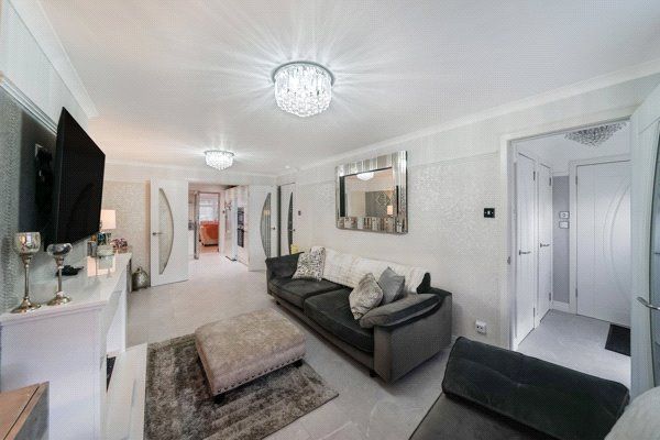 Property photo 3 of 20 Picture No. 02