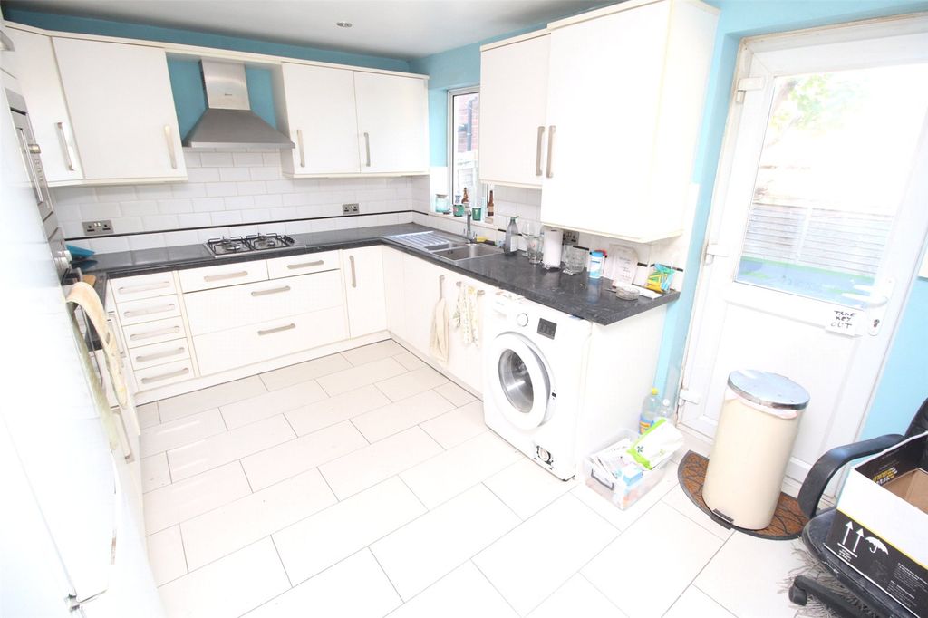 Property photo 3 of 9 Picture No. 08