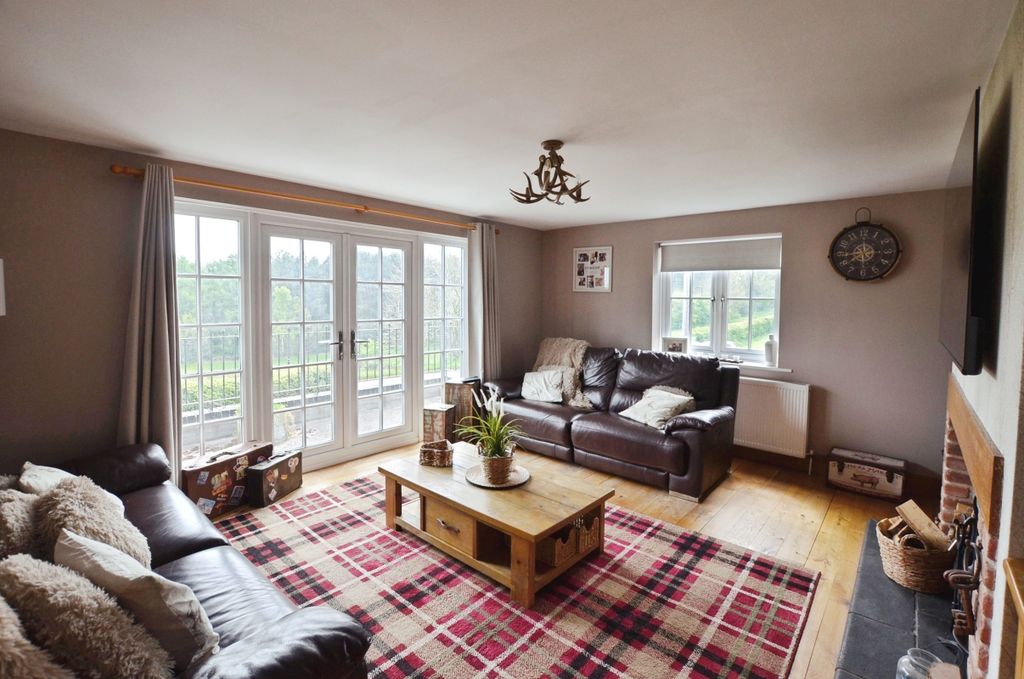 Property photo 2 of 24 64c5Ea83-Img_2907