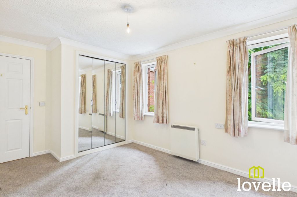 Property photo 3 of 19