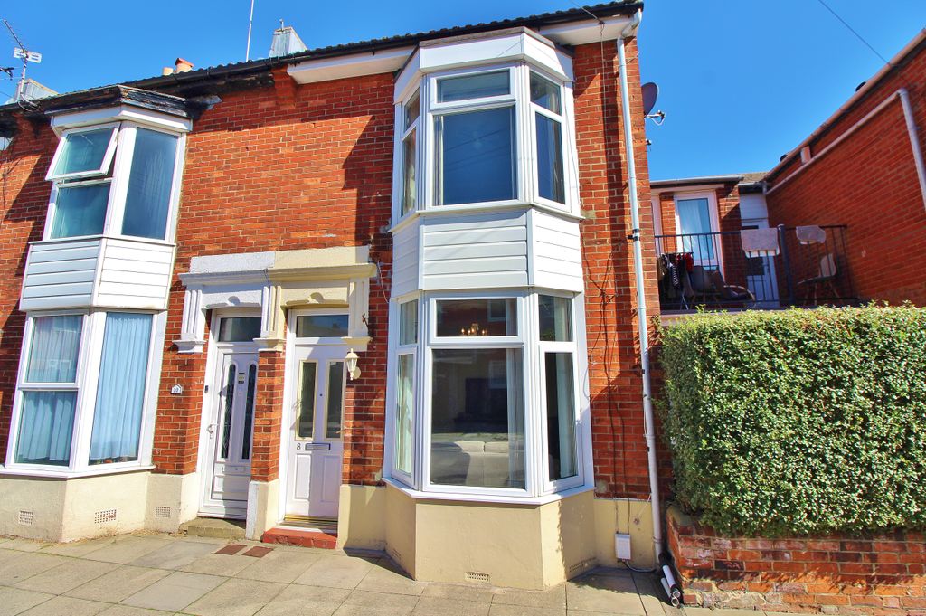 Property photo 1 of 12