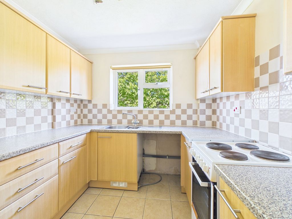 Property photo 2 of 5 Cam01909G0-Pr0548-Still014