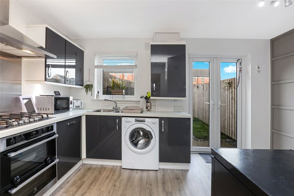 Property photo 3 of 26 Picture No. 06