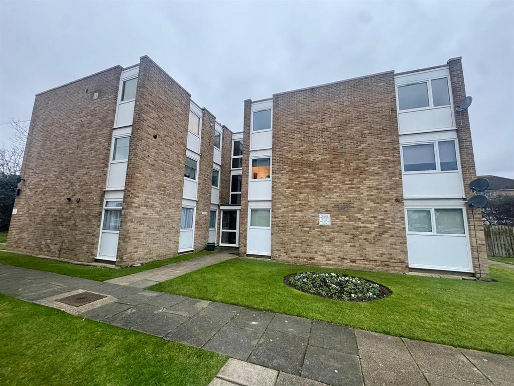 Property photo 1 of 19 Front