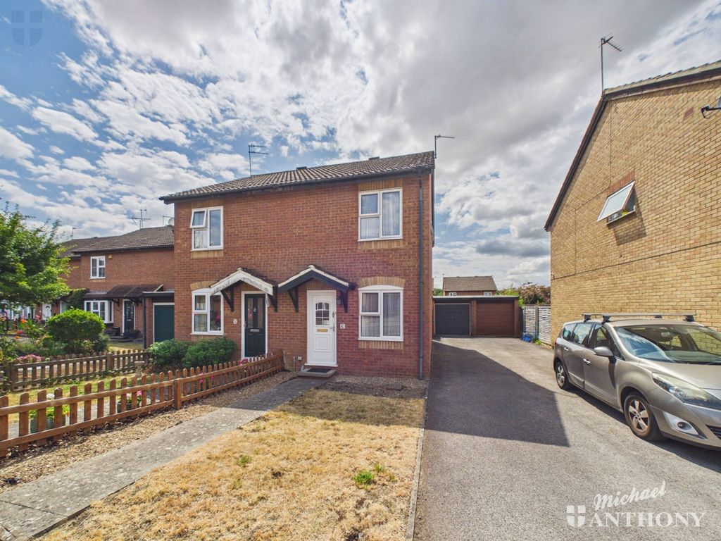 Property photo 1 of 10 Cam03218G0-Pr1118-Still012