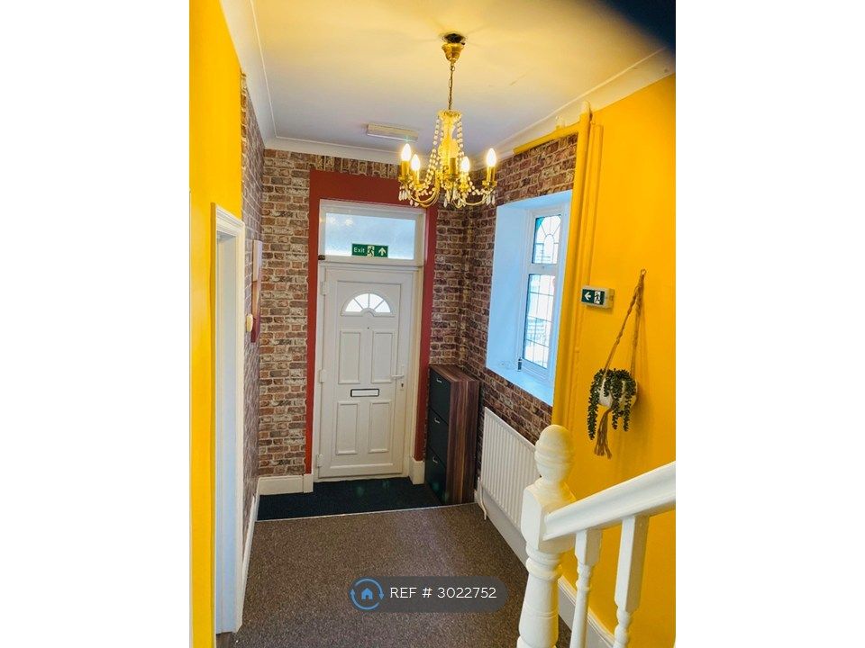 Property photo 3 of 9