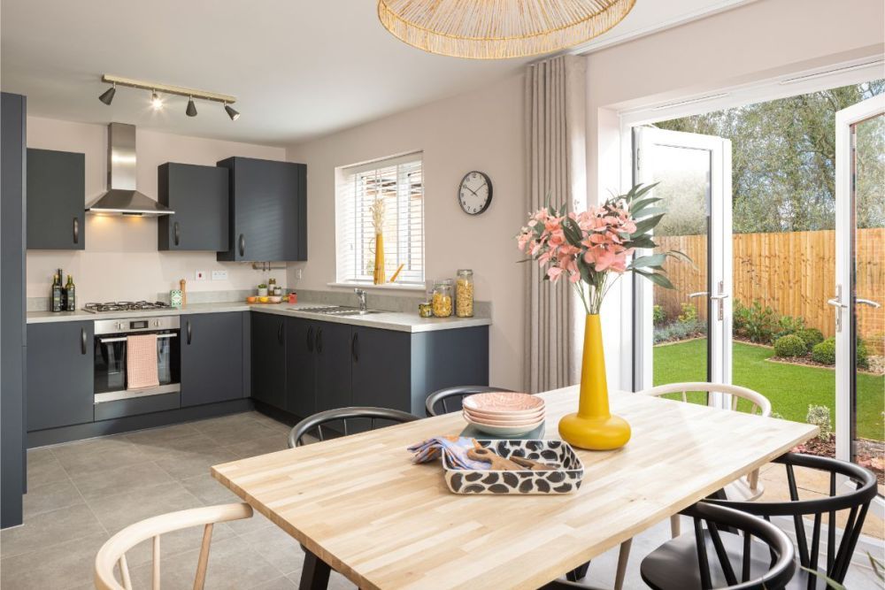 Property photo 2 of 10 Chesham Kitchen Diner