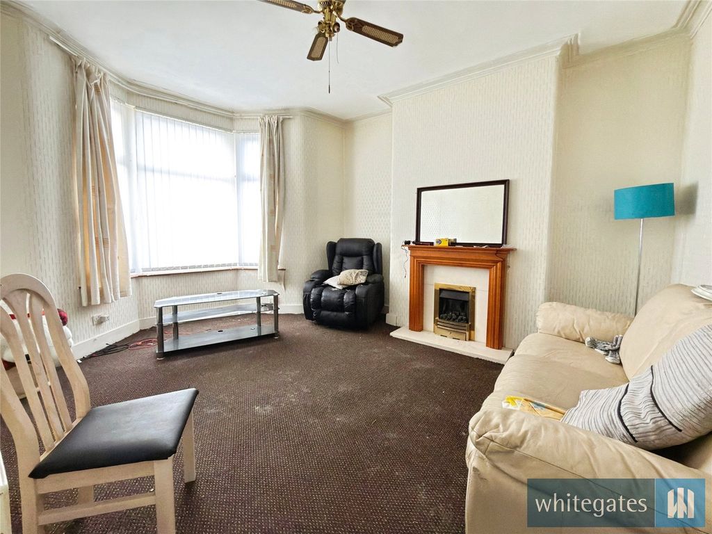 Property photo 2 of 16 Picture No. 10