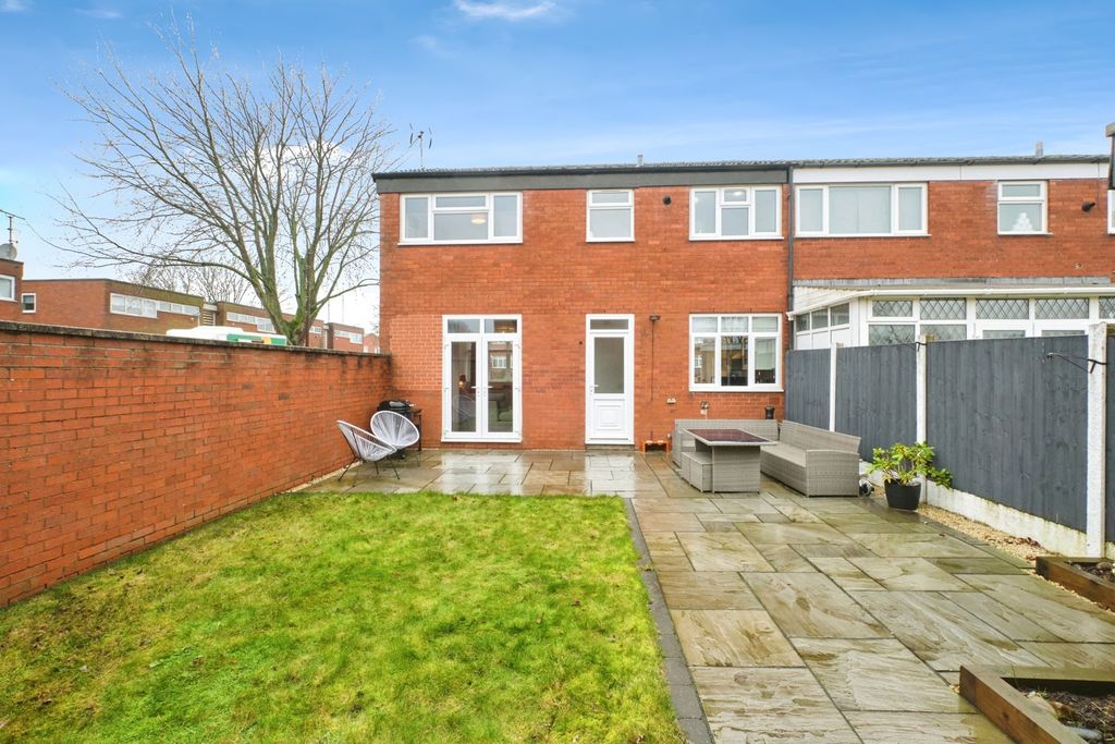 Property photo 2 of 22 Pbox-Img.Jpg