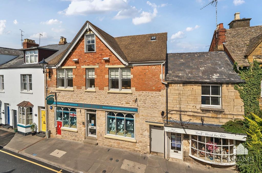 Property photo 1 of 14 Front - Shop Unaffected