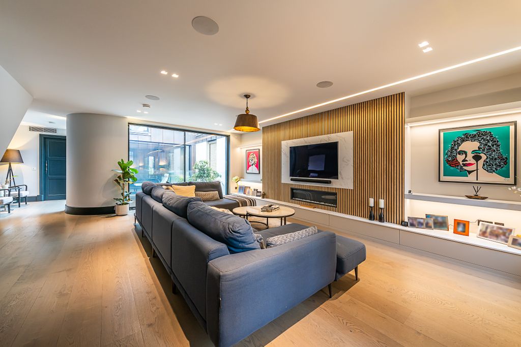 Property photo 2 of 69