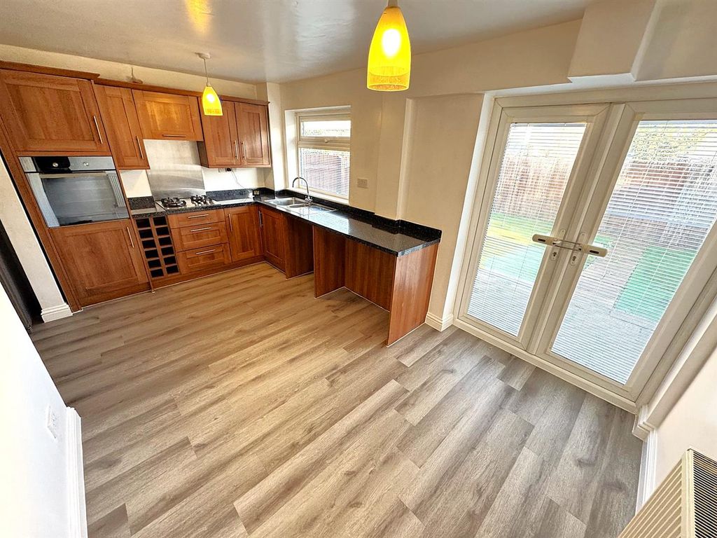 Property photo 3 of 25 Thumbnail_Image0 (1).Jpg